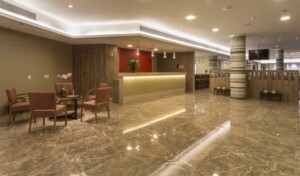 Hotéis em Vitória saiba onde se hospedar na capital do Espírito Santo.| Hotel Slaviero Essential La Residence Vitória | Conexão123