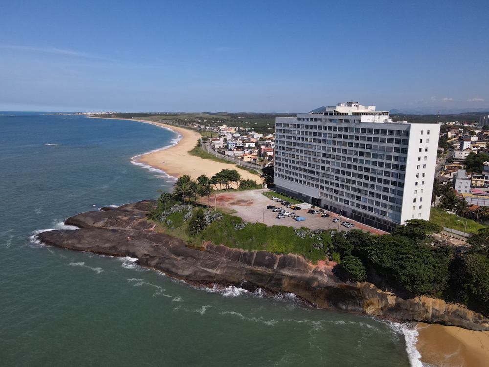 Onde se hospedar em Guarapari: Hotéis e Pousadas | Praia da Areia Preta, em Guarapari | Conexão123