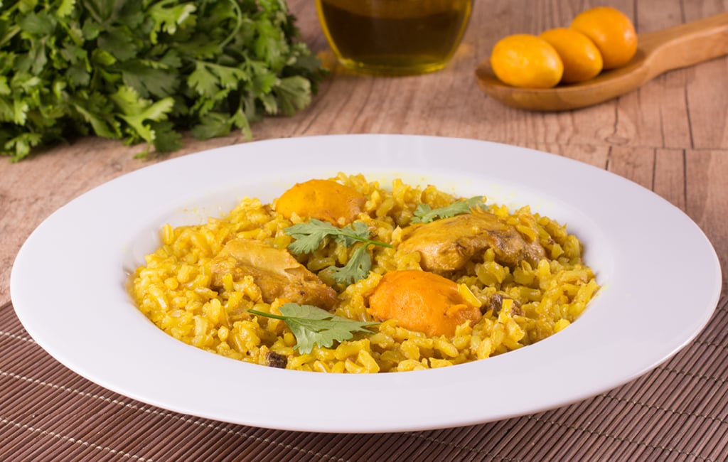 Um bom prato com arroz com pequi não pode faltar à mesa de um destino goiano como Terra Ronca, em São Domingos.