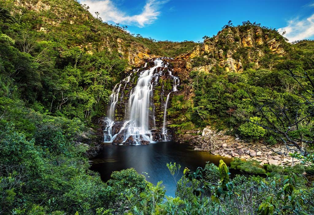 O acesso às cachoeiras de Serra Morena é considerado fácil na Serra do Cipó.