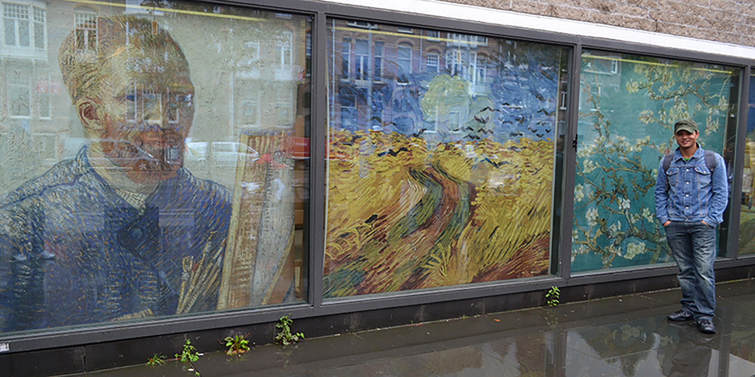 Fachada do museu dedicado à vida e obra de Vincent Van Gogh