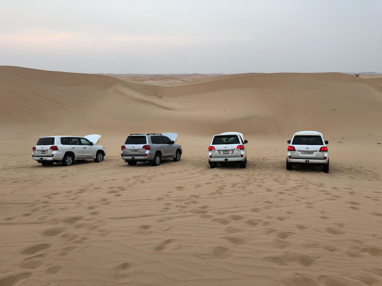 viagem pelo deserto de Al Khatim (Emirados Árabes Unidos)