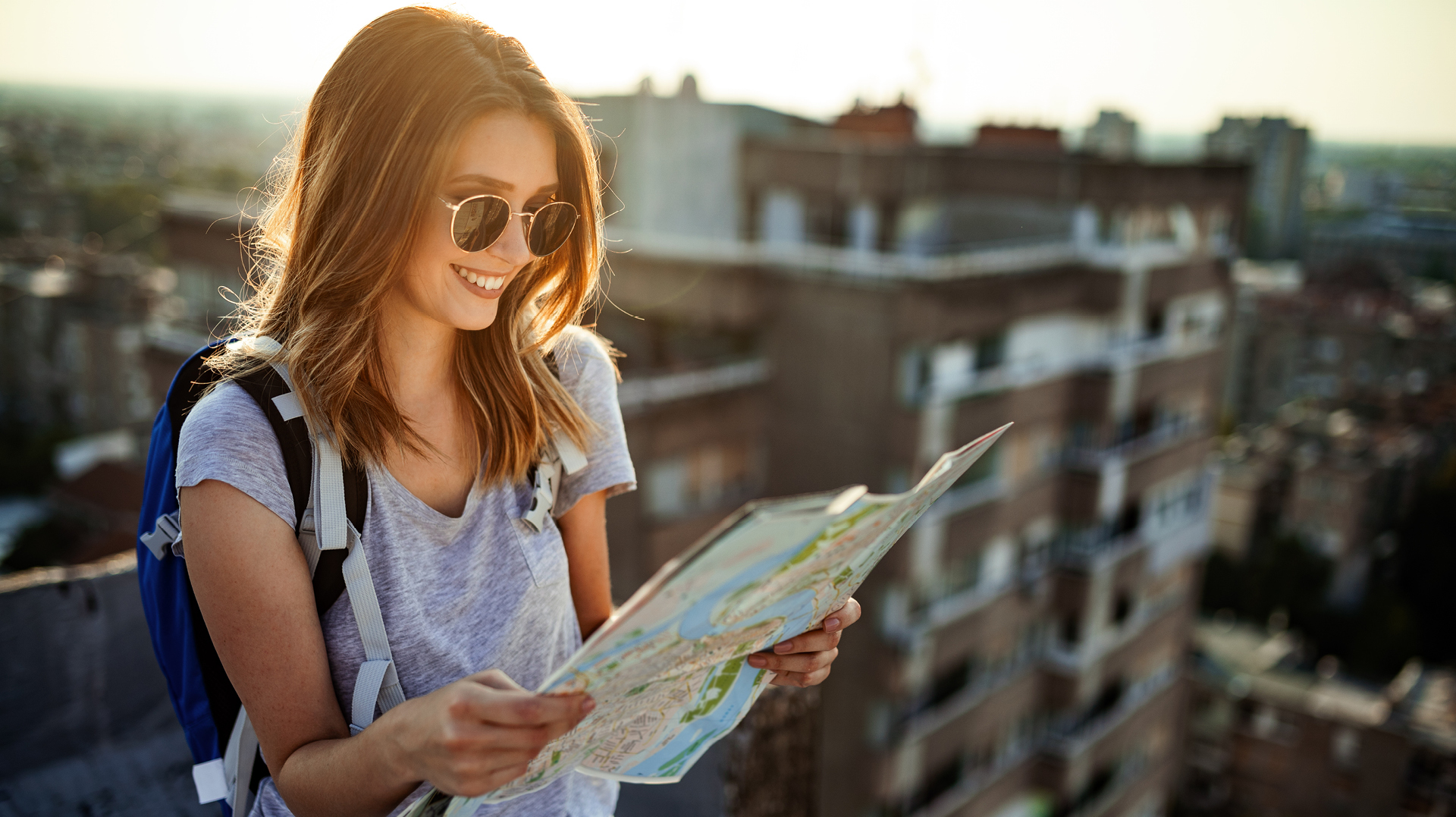 Três destinos seguros para mulheres que viajam sozinhas