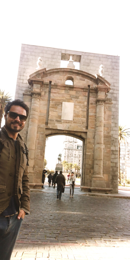 A Puerta de La Ciudadela marca a entrada para a Cidade Velha