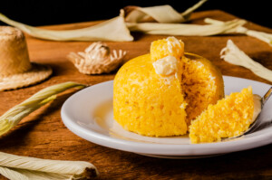 Cuscuz com manteiga é uma comida típica nordestina | Comida típica vegetariana | Conexão123