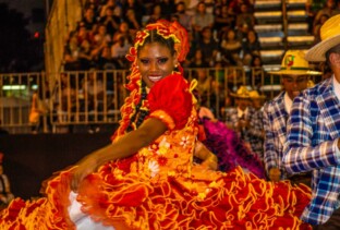 Arraial de Belo Horizonte se consagrou como a principal festa junina do Sudeste | Dançarina de quadrilha | Conexão123
