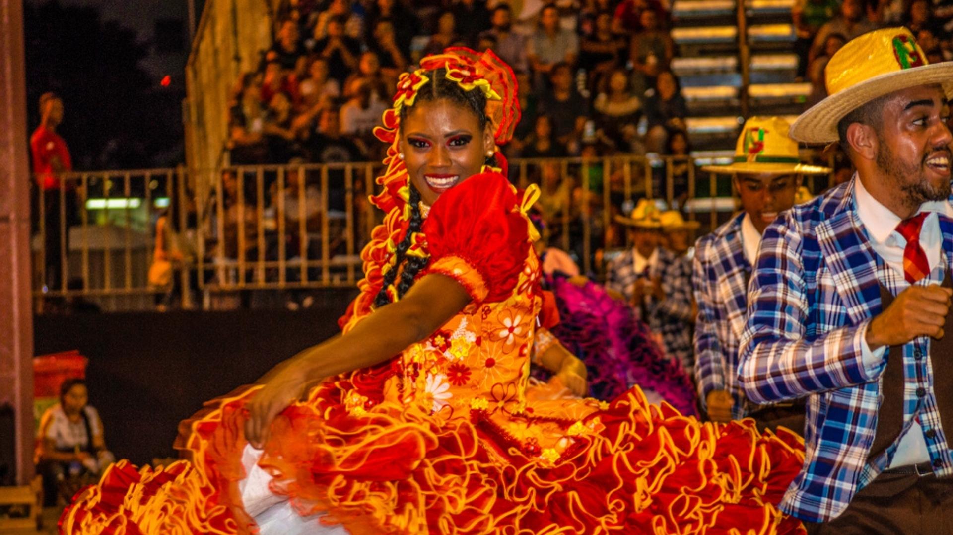 Arraial de Belo Horizonte: a maior festa junina da Região Sudeste