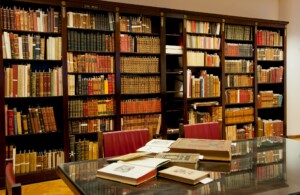 Descubra bibliotecas antigas no sudeste do Brasil | Biblioteca Pública Estadual Luiz Bessa (MG) | Conexão123