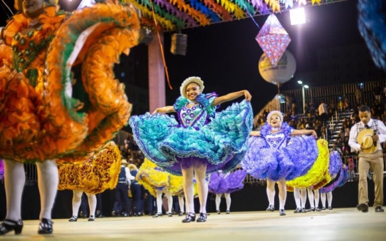Arraial de Belo Horizonte: a maior festa junina da região Sudeste