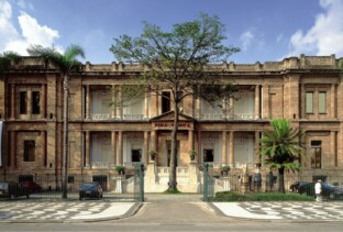 Viaje na história: três museus para se encantar pelo Brasil | Pinacoteca de São Paulo | Conexão123