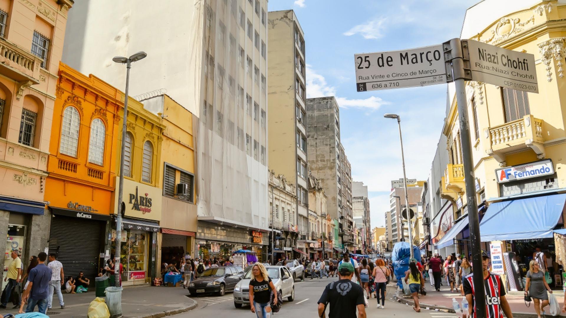 Compras em São Paulo: conheça as melhores ruas para comprar bem e barato