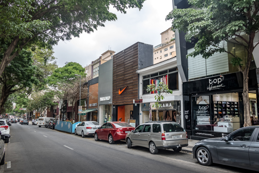 Compras em São Paulo: conheça as melhores ruas para comprar bem e barato | Turismo em São Paulo – Rua Oscar Freire | Conexão123