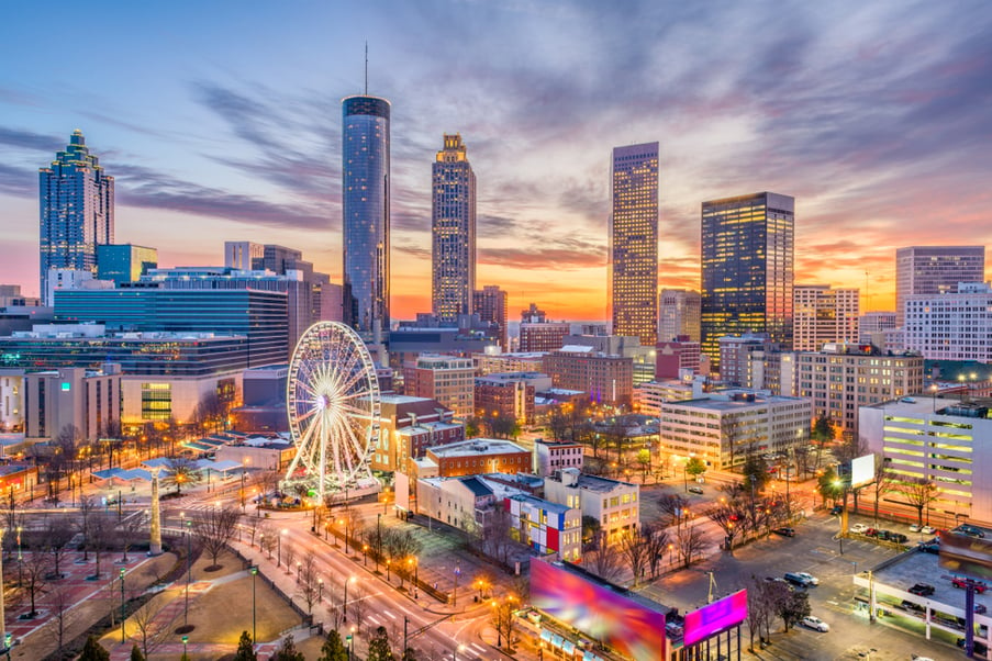 Conheça a cidade real que inspirou a fictícia Hawkins, de Stranger Things | Vista aérea de Atlanta, EUA | Conexão123