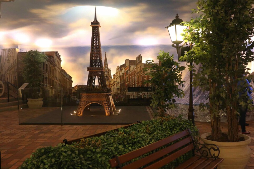 Dia Mundial do Chocolate - Mundo de Chocolate - Gramado | Torre Eiffel | Conexão123