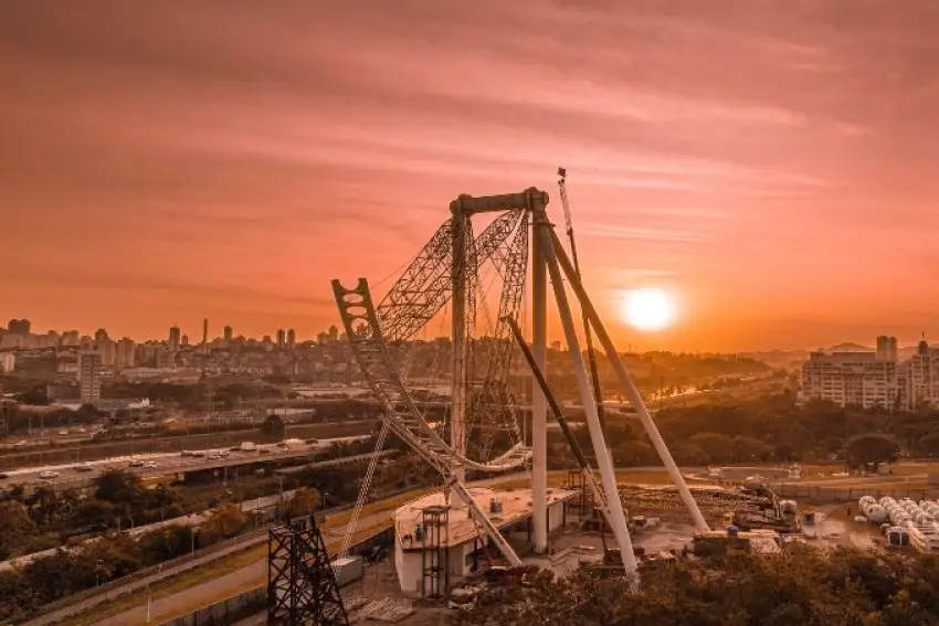Roda São Paulo, maior roda-gigante da América Latina, será inaugurada na capital paulista | A nova atração em construção | Conexão123