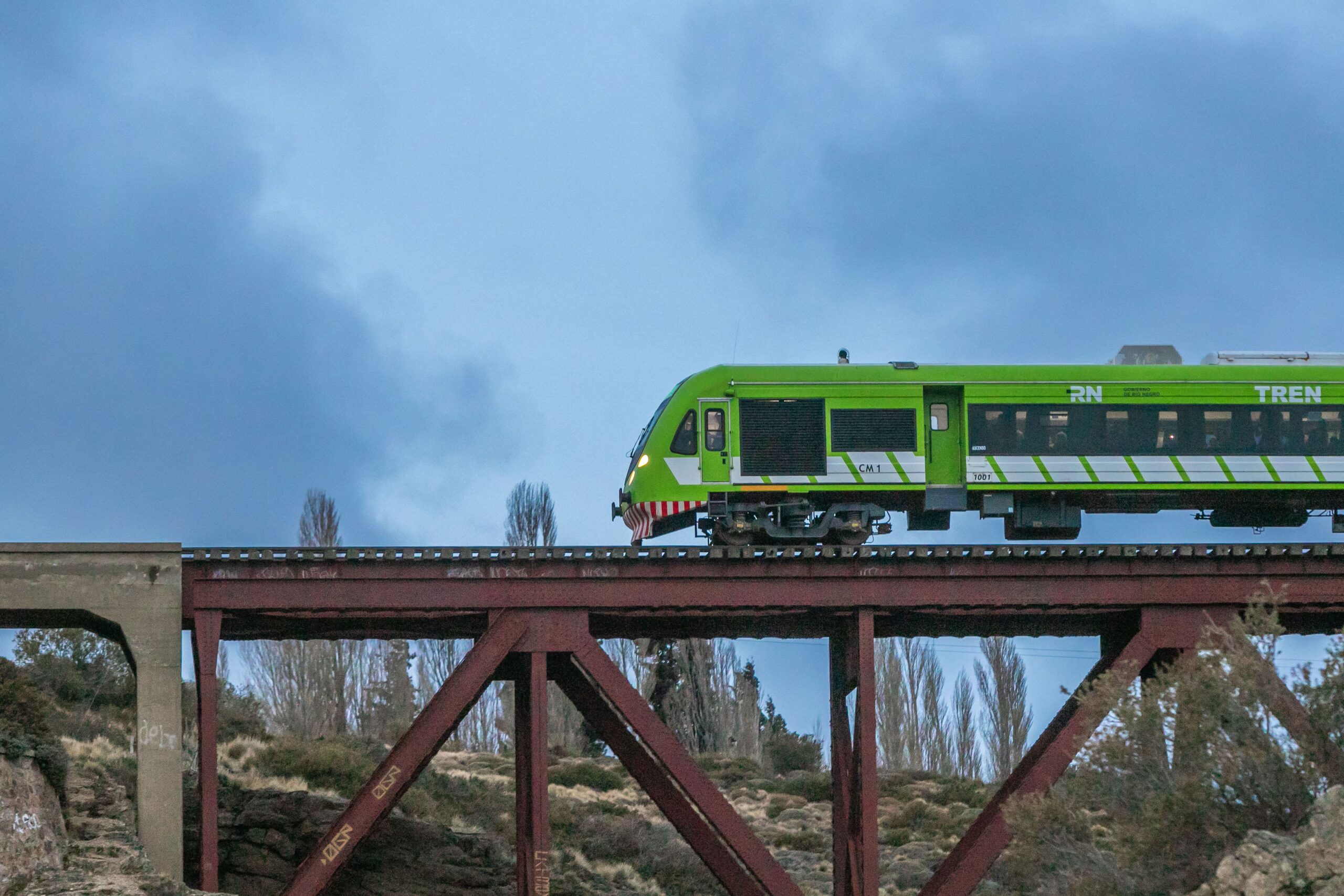 Bariloche: novo trem turístico noturno é inaugurado na cidade argentina | O novo trem turístico de Bariloche | Conexão123