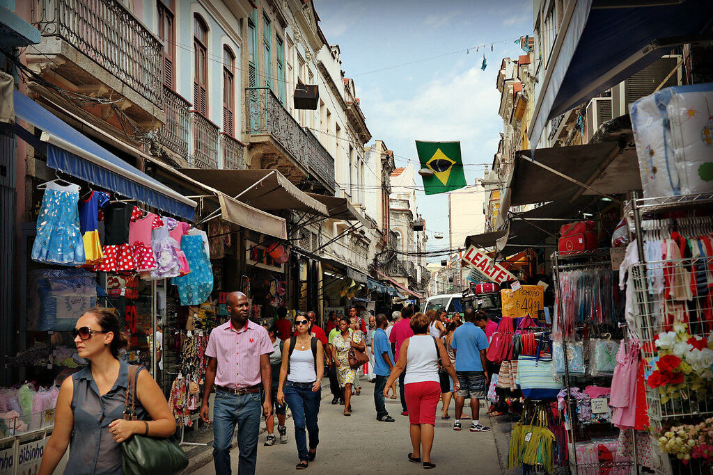 Descubra onde comprar barato em shoppings populares pelo Brasil | Polo Saara | Conexão123