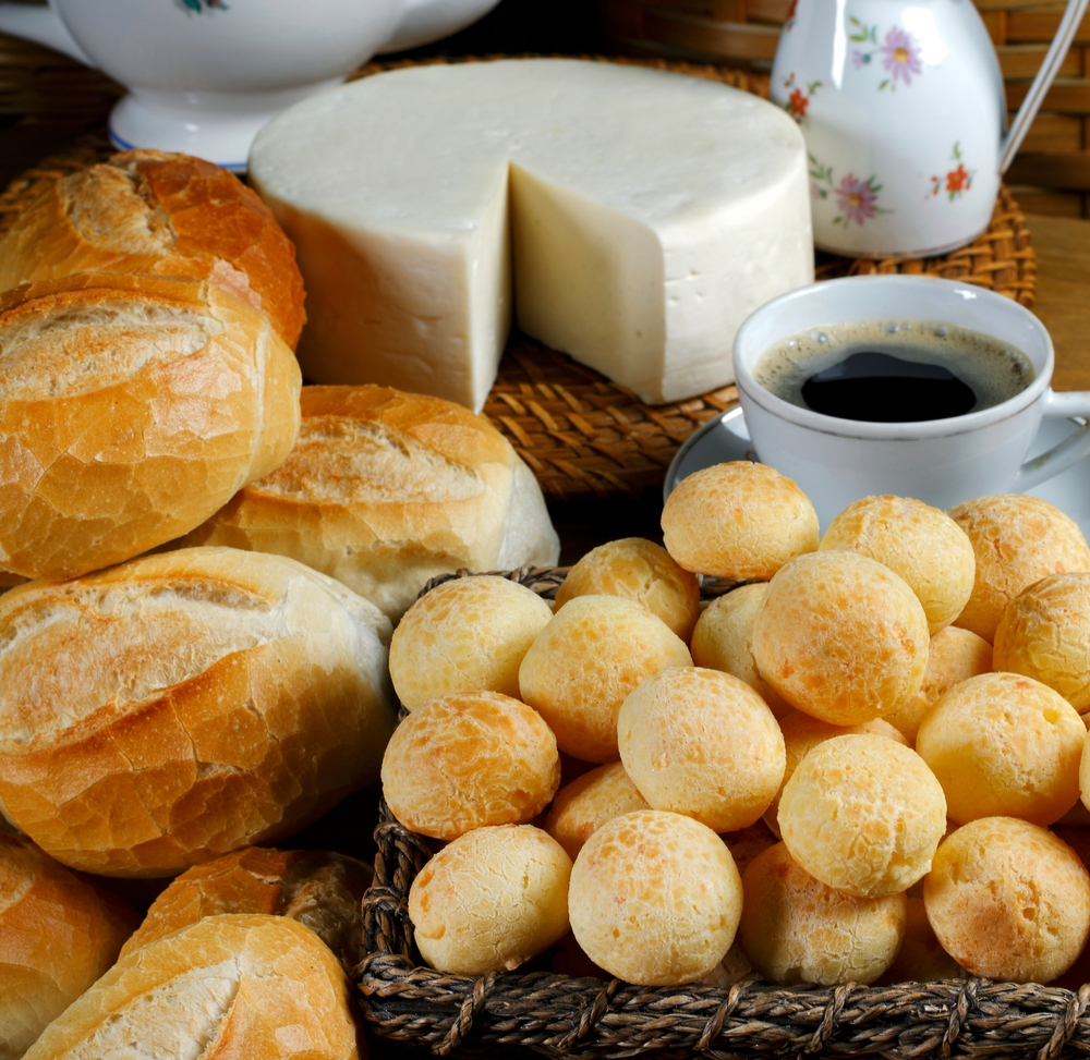 Dia do Garçom: conheça BH, a Capital Mundial dos Botecos | Pão de queijo, queijo e café | Conexão123