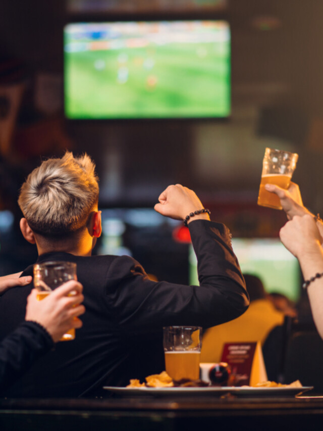 croppedbaresparaassistirfutebolbhpessoasbarvendojogo