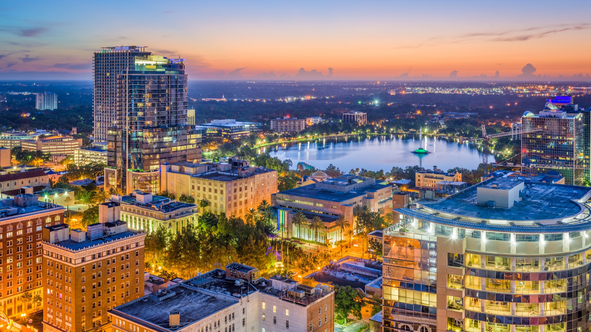 O que fazer em Orlando: pontos turísticos e passeios | Downtown Orlando | Conexão123