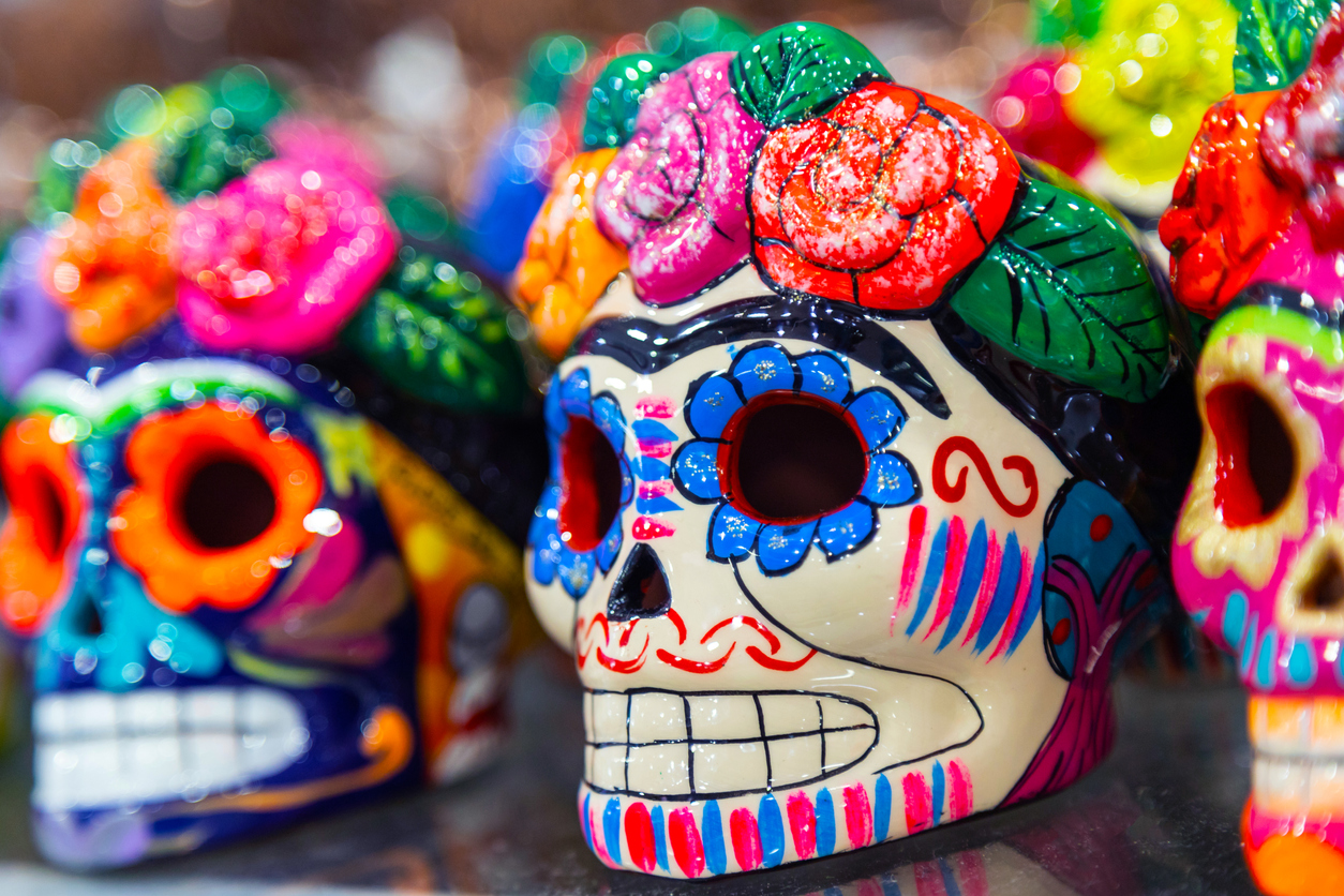 Celebração do Dia de Los Muertos | Cranios decorativos | Conexão123