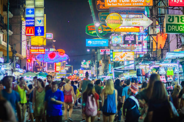 Khao San Road: A rua mais agitada de Bangkok resume a essência da cidade