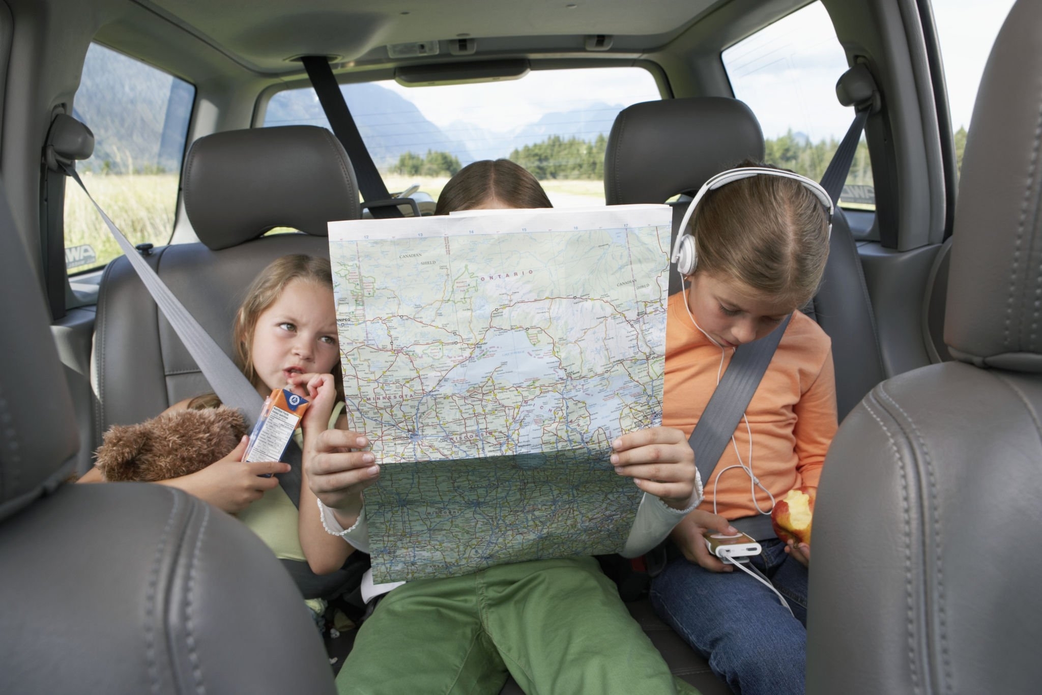 Dicas para viagem de carro no fim de ano | Crianças no carro | Conexão123