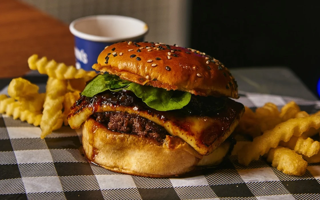 Lugares para comer em Florianópolis (SC): melhores restaurantes | BeCool Burger and Shake | Conexão123