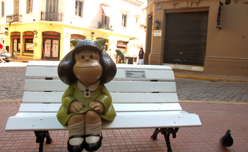 Argentina: Guia de Turismo, Cultura, Gastronomia e mais | Escultura da personagem Mafalda | Conexão123
