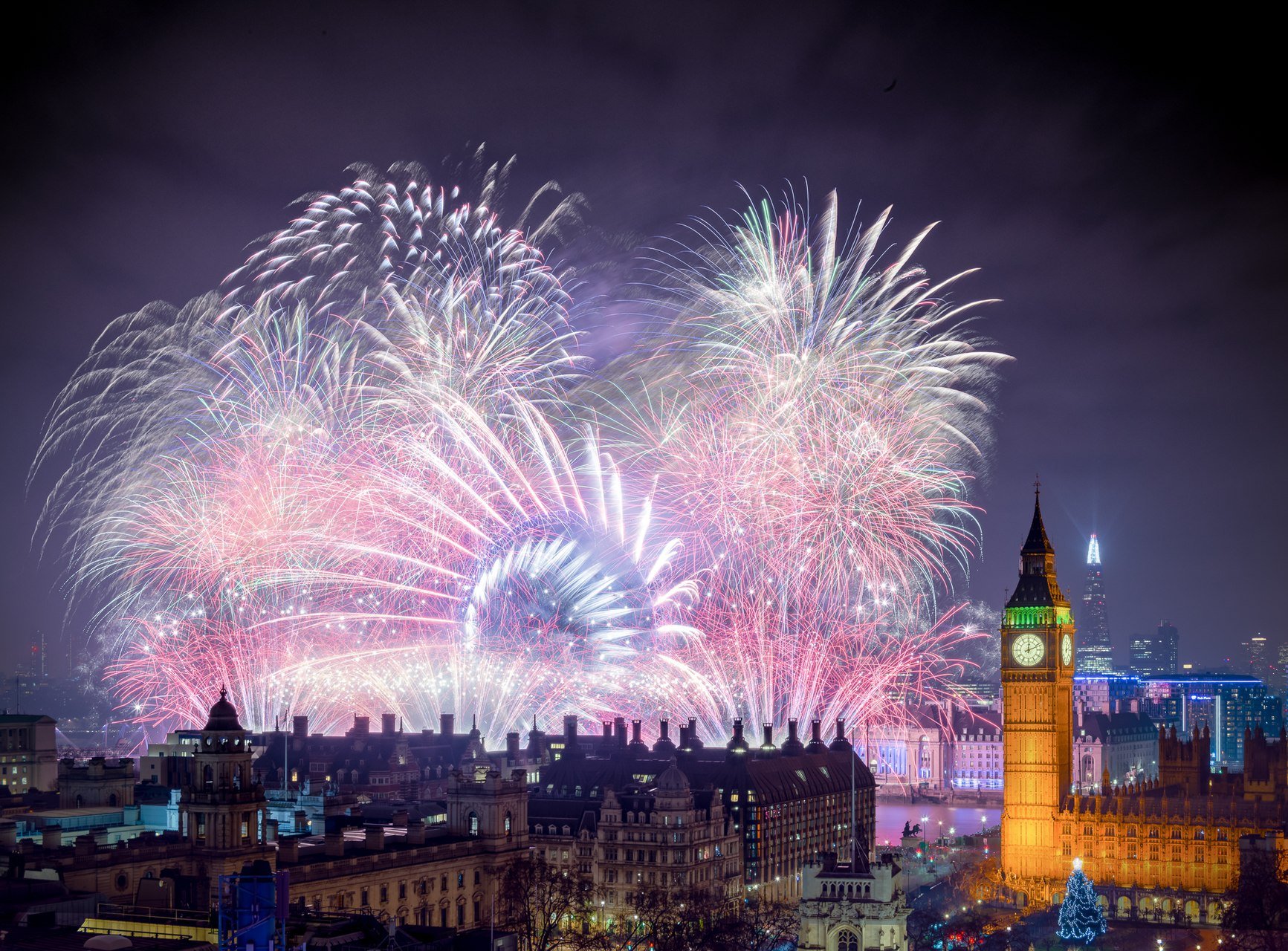 Ano-Novo em Londres | Fogos de artifício Big Ben | Conexão123