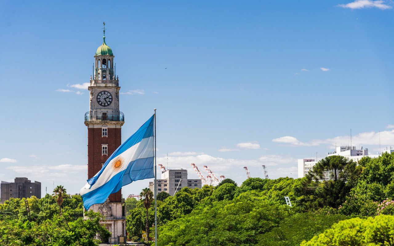 O que fazer em Buenos Aires: pontos turísticos e passeios | Bandeira da Argentina | Conexão123