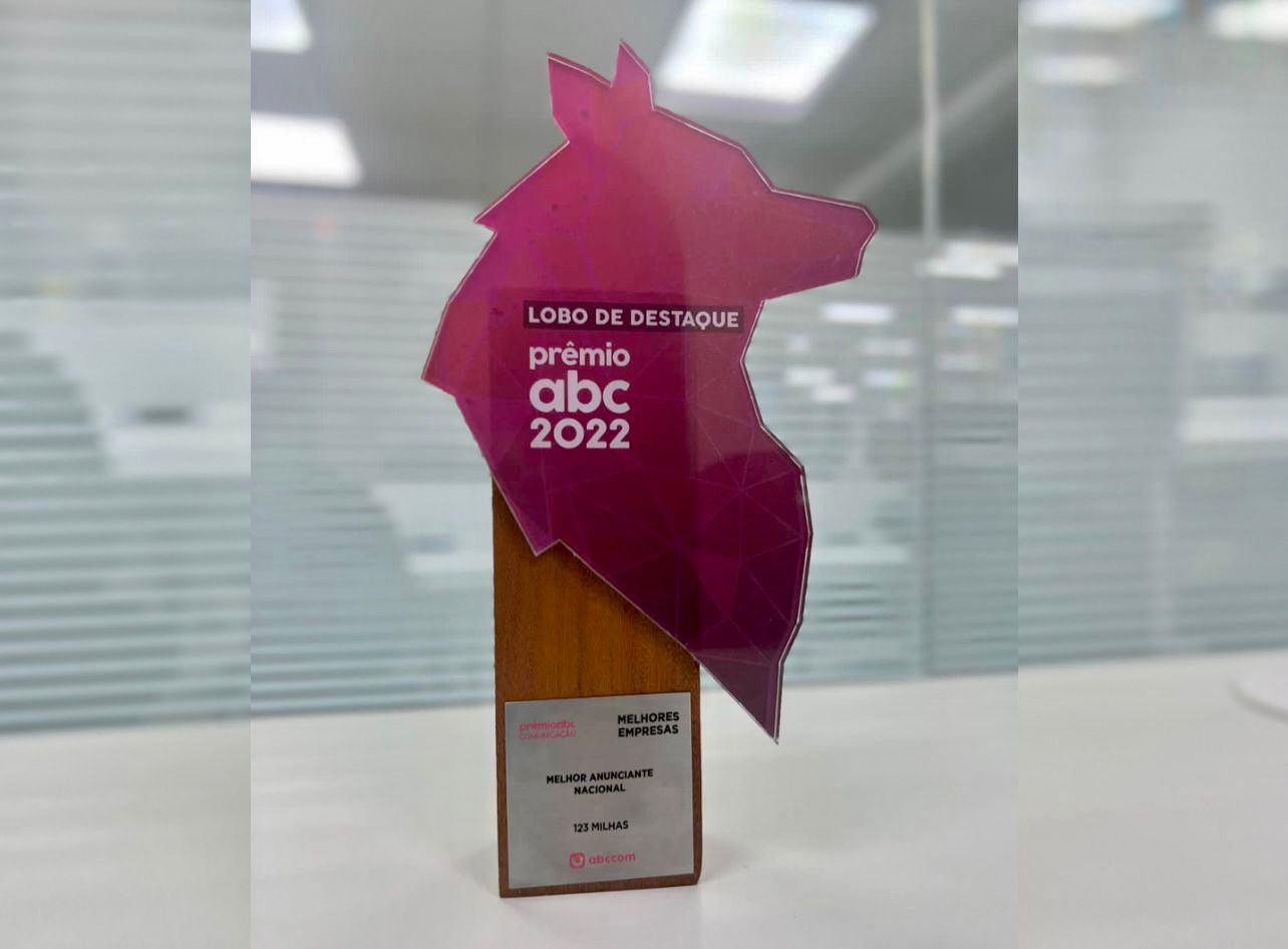 123milhas vence Prêmio ABC da Comunicação como Melhor Empresa Anunciante de 2022 | Troféu de Melhor Anunciante Nacional | Conexão123