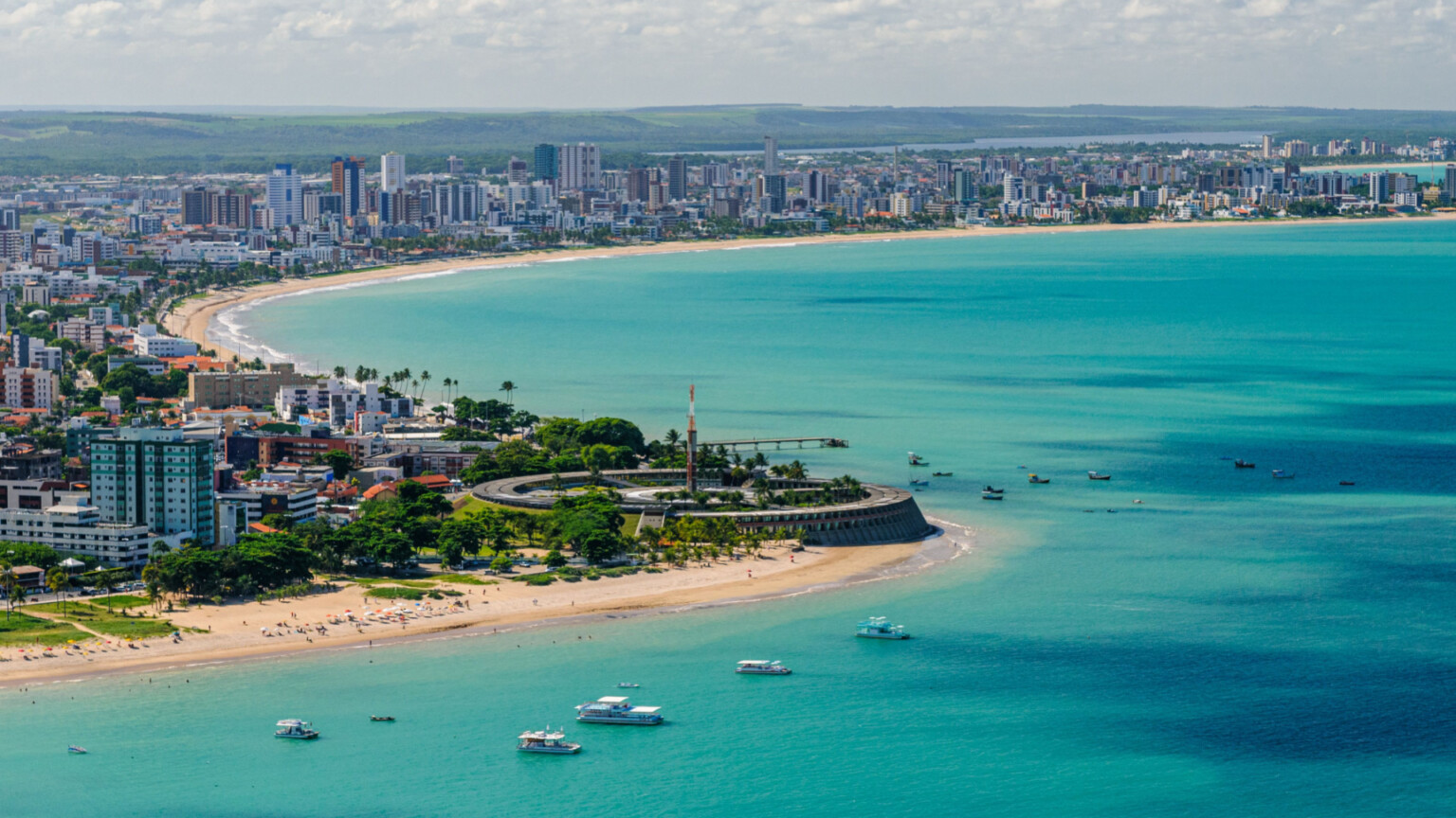 Como viajar barato pelo Brasil em 2023