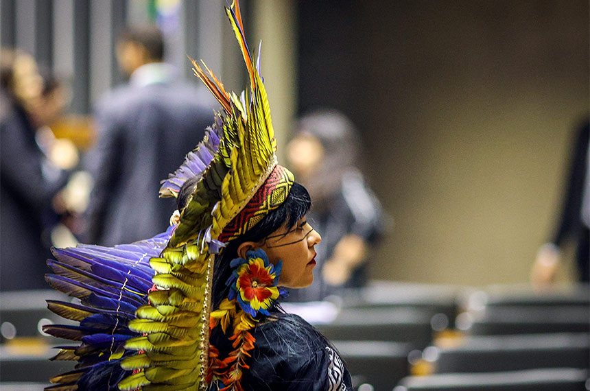 Dia Nacional de Luta dos Povos Indígenas | Célia Xakriabá - Primeira Deputada Federal indígena eleita por MG no Plenário | Conexão123