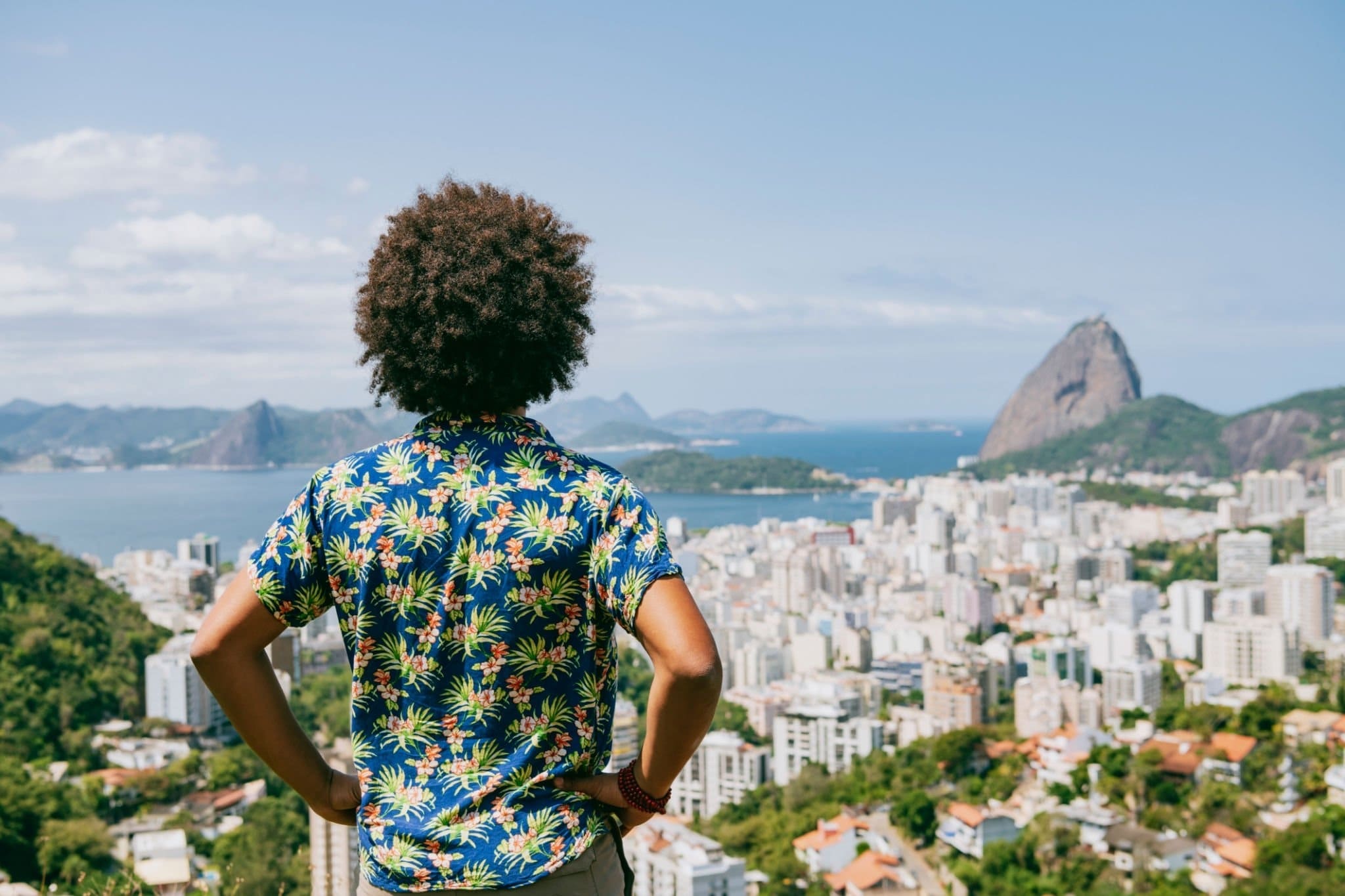 Por que aderir a um programa de fidelidade para viajar em 2023 | Turista no Rio | Conexão123