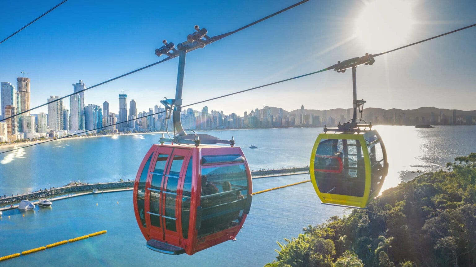 Conheça os teleféricos mais incríveis do Brasil