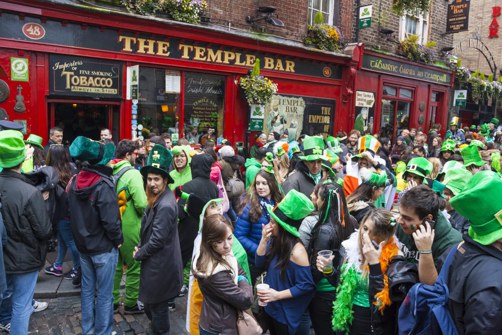 Destinos internacionais que celebram o Saint Patrick's Day - Dublin | Temple Bar | Conexão123