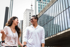 Lugares para encontros de apps de relacionamento: dicas de espaços divertidos e seguros
