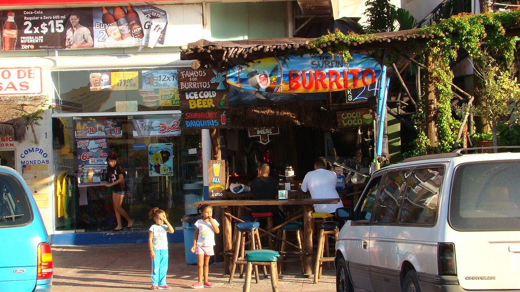 Lugares para comer em Cancún: comida barata | The Surfin Burrito | Conexão123