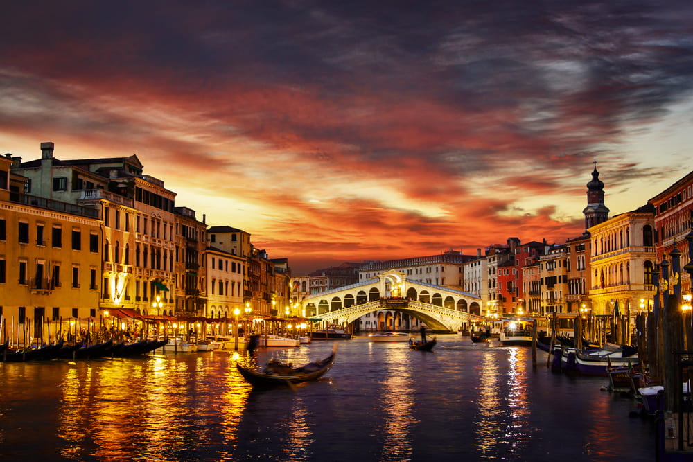 O que fazer em Veneza: pontos turísticos | Ponte Rialto | Conexão123