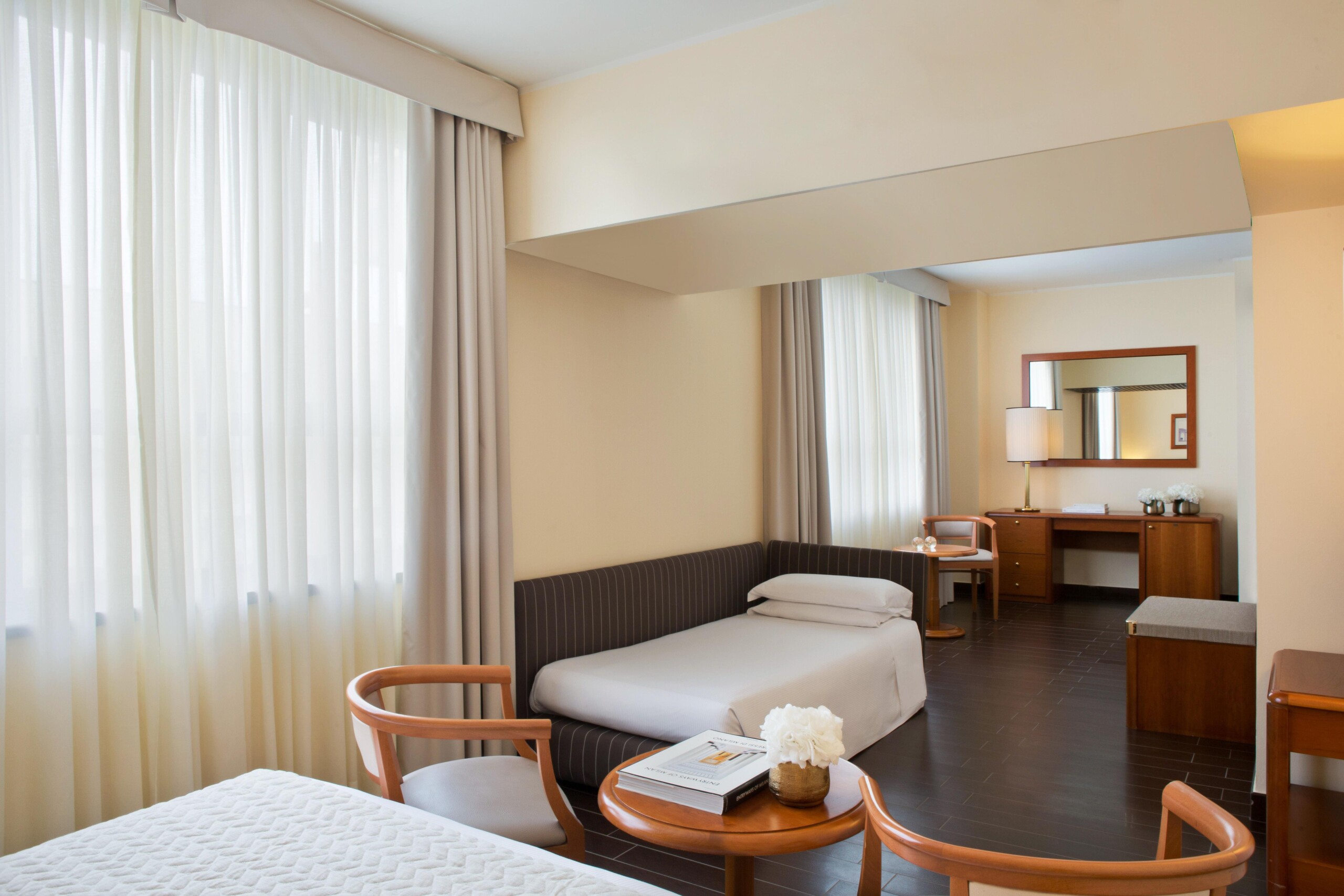 Onde se hospedar em Milão, hotéis e pousadas familiares: Starhotels Business Palace | Quarto do hotel Starhotels Business Palace | Conexão123