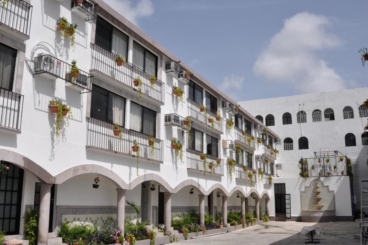 Onde se hospedar em Cancún pagando pouco | Hotel Hacienda de Castilla | Conexão123