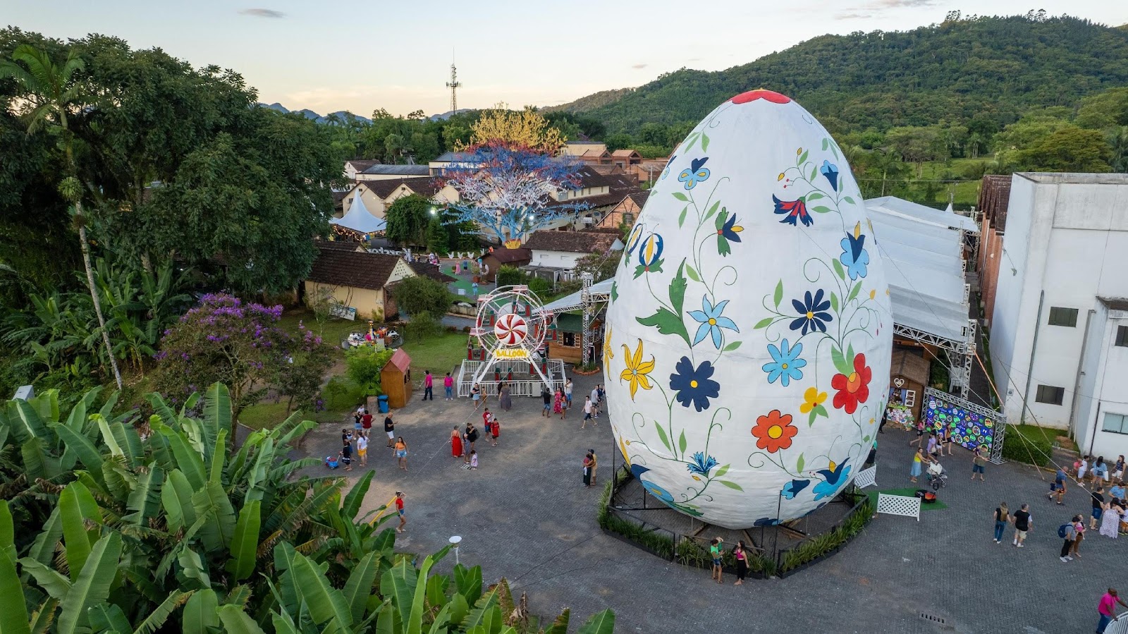 Osterfest: evento em Santa Catarina tem o maior ovo de Páscoa do mundo | Maior ovo de páscoa do mundo | Conexão123