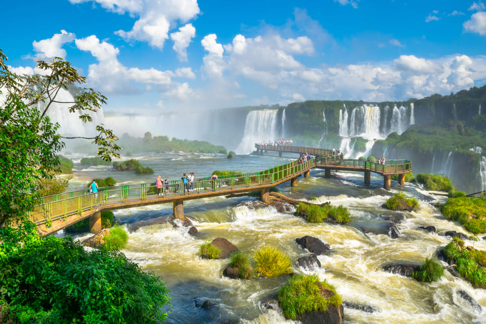 Top 10 destinos mais procurados no Brasil para a segunda quinzena de abril | Foz do Iguaçu | Conexão123