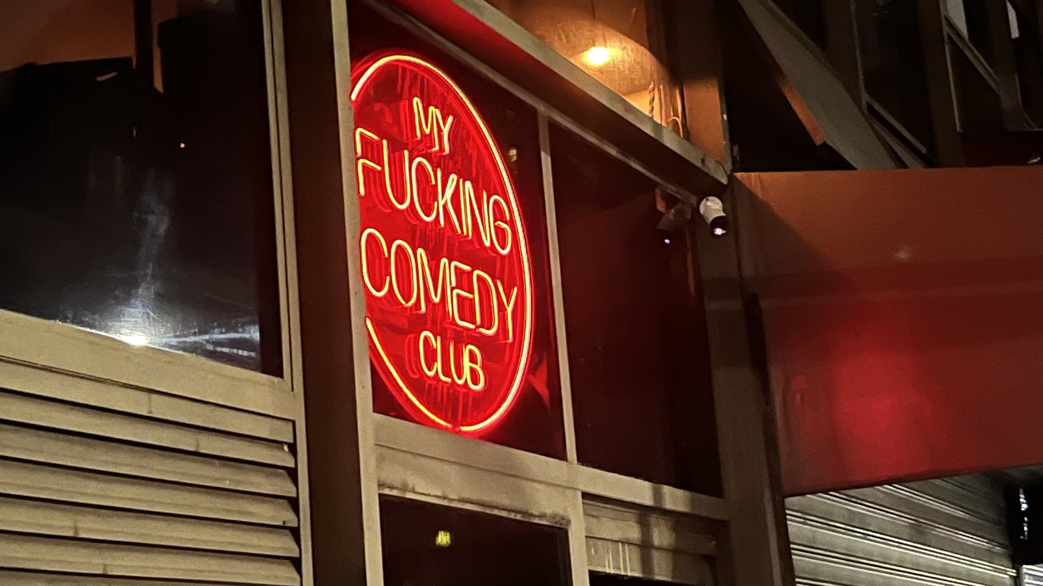 Cinco locais com shows de humor em São Paulo | My Fucking Comedy Club | Conexão123