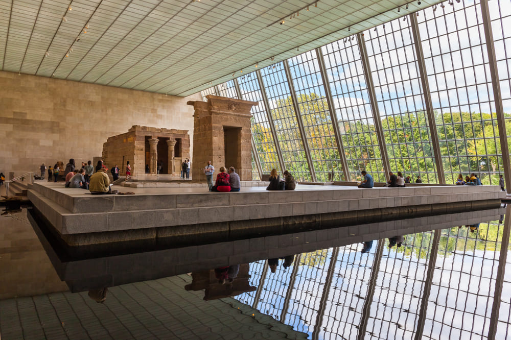 Museus ao redor do mundo que você precisa conhecer | Metropolitan Museum of Art  Templo de Dendur | Conexão123
