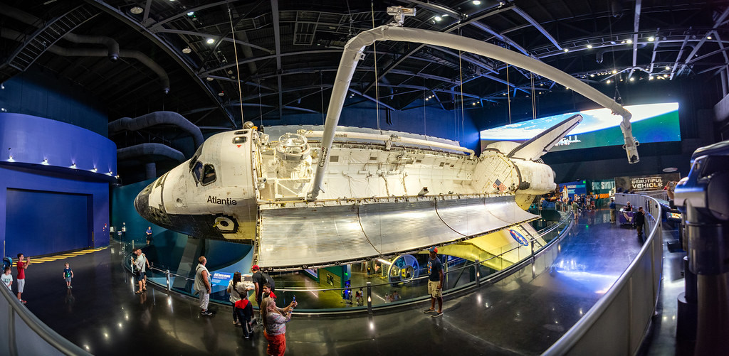 Visite o Kennedy Space Center: 5 dicas para um tour inesquecível | A nave espacial Atlantis está aberta a visitação no Kennedy Space Center | Conexão123