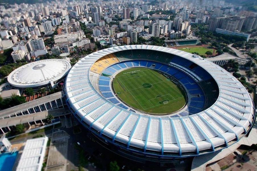 Dia do Futebol: três destinos para os apaixonados pelo esporte | Imagem aérea do estádio do Maracanã | Conexão123